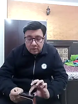 innocentboy1987 online show from March 3, 8:51 am