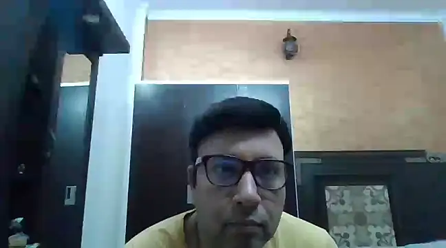 innocentboy1987 online show from March 20, 8:42 am