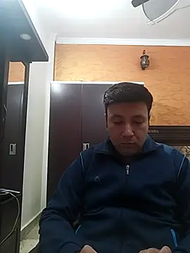 innocentboy1987 online show from December 1, 9:54 am