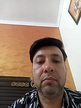 innocentboy1987 online show from April 16, 6:25 am