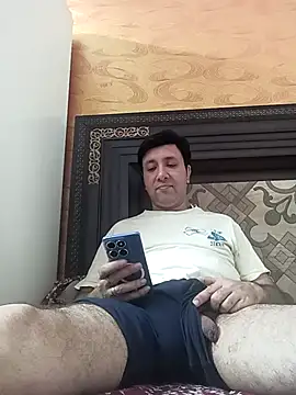 innocentboy1987 online show from June 7, 8:19 am