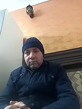 innocentboy1987 online show from January 15, 5:33 am