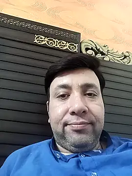 innocentboy1987 online show from March 22, 7:21 am