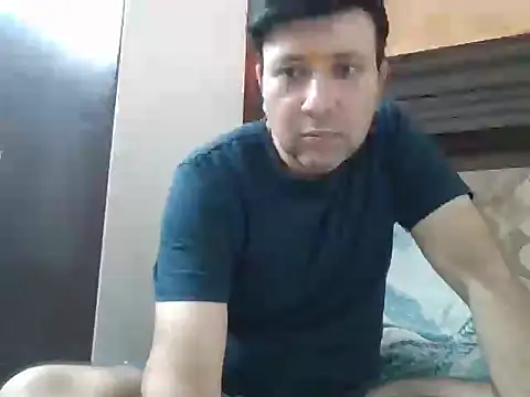 innocentboy1987 online show from May 22, 9:29 am