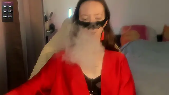 Snapshot of holyharlot chatting on February 23, 10:49 am holyharlot online show from February 23, 10:49 am