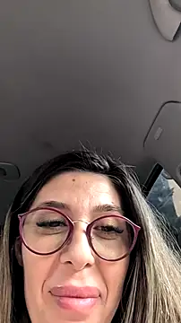 Snapshot of risky_emma_perfect02 chatting on March 2, 11:41 am risky emma perfect02 online show from March 2, 11:41 am