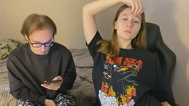 Sabrinaanddaniel online show from November 16, 10:31 am