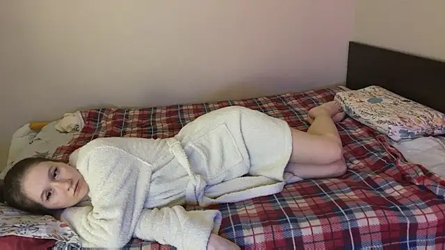 Snapshot of Sabrinaanddaniel chatting on December 13, 8:04 pm Sabrinaanddaniel online show from December 13, 8:04 pm