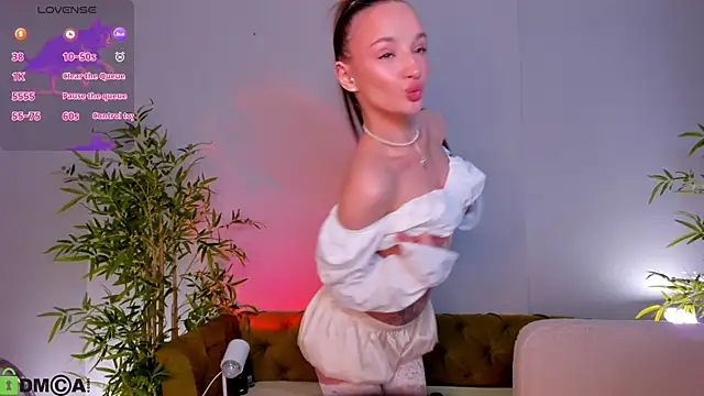 miiss  lulu online show from May 27, 1:57 am