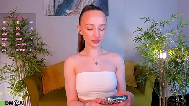 miiss  lulu online show from March 7, 12:28 am