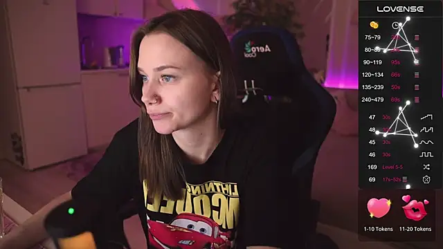 alexa feels  online show from November 9, 4:11 pm