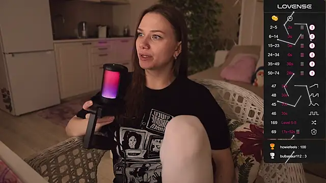 alexa feels  online show from October 5, 6:53 pm