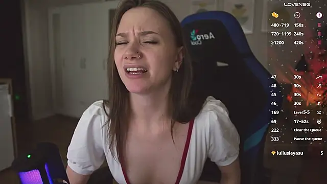 alexa feels  online show from February 22, 4:19 pm