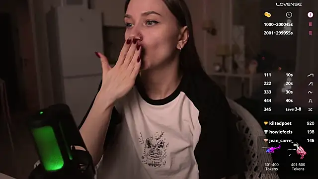 alexa feels  online show from February 9, 9:39 pm