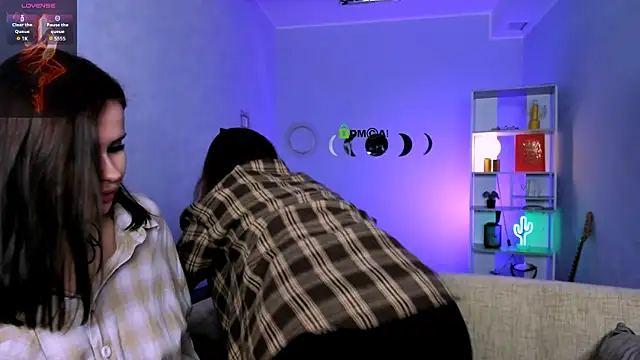 catherine kitty online show from December 21, 8:20 pm