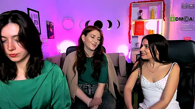 catherine kitty online show from April 7, 7:26 pm