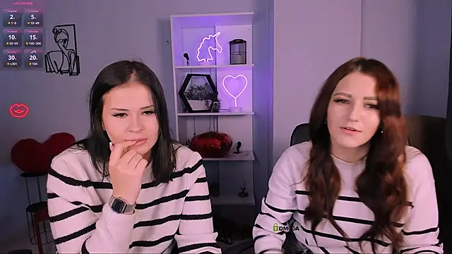 catherine kitty online show from November 22, 8:08 pm