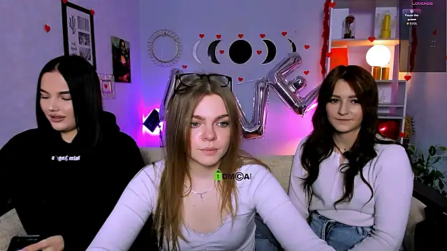 catherine kitty online show from February 12, 10:20 pm