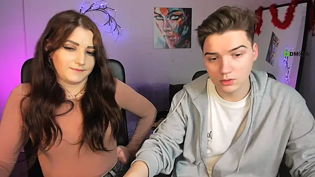 catherine kitty online show from December 1, 8:10 pm