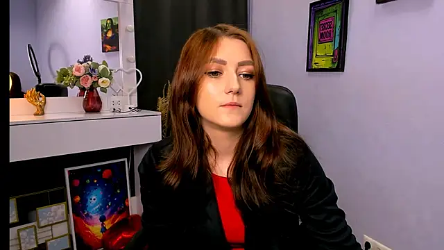 catherine kitty online show from March 3, 8:11 pm