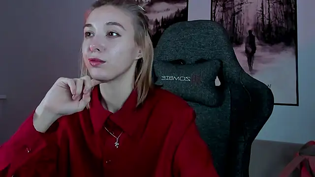 Snapshot of PhilippaAdamas chatting on February 14, 5:41 am PhilippaAdamas online show from February 14, 5:41 am