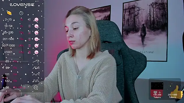 Snapshot of PhilippaAdamas chatting on February 20, 2:40 am PhilippaAdamas online show from February 20, 2:40 am