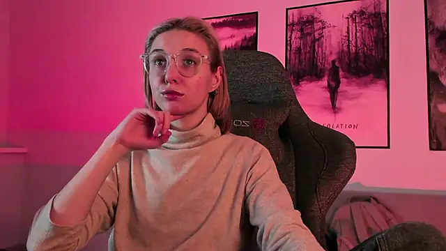 Snapshot of PhilippaAdamas chatting on February 28, 8:53 am PhilippaAdamas online show from February 28, 8:53 am