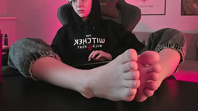 Snapshot of PhilippaAdamas chatting on March 1, 2:26 am PhilippaAdamas online show from March 1, 2:26 am