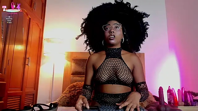 alejandra-cortes online show from October 28, 11:09 am