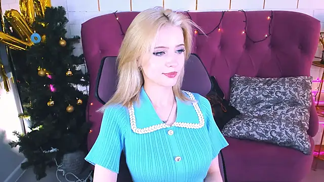 LeonaStane online show from December 14, 6:02 pm