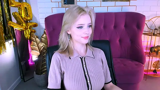 LeonaStane online show from October 16, 4:59 pm