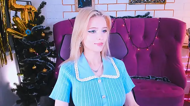 LeonaStane online show from January 9, 6:04 pm