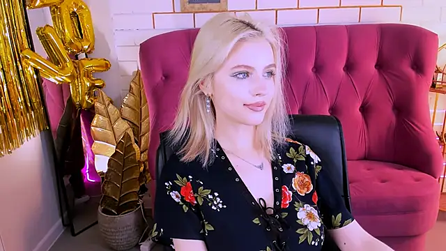 LeonaStane online show from February 27, 5:05 pm