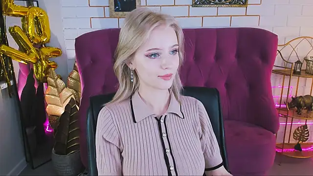 LeonaStane online show from October 8, 5:02 pm