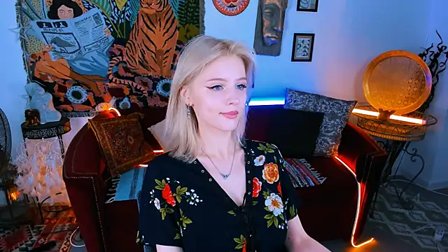 LeonaStane online show from September 13, 5:13 pm