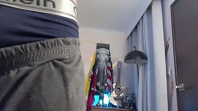 bakersboyssexys online show from March 23, 9:09 am