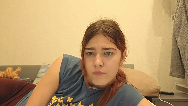 Snapshot of JennyStormy chatting on October 5, 9:44 am JennyStormy online show from October 5, 9:44 am