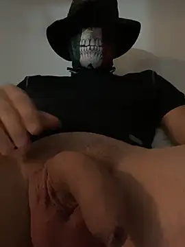 Snapshot of Gango_777 chatting on February 18, 6:37 pm Gango 777 online show from February 18, 6:37 pm