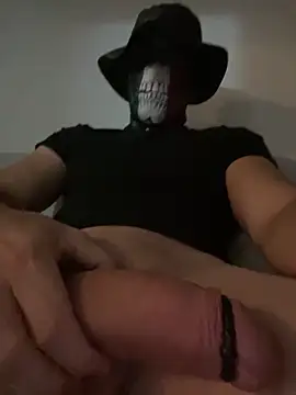 Snapshot of Gango_777 chatting on February 15, 7:28 pm Gango 777 online show from February 15, 7:28 pm