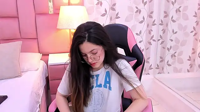 ArianaFranco online show from December 13, 9:43 pm