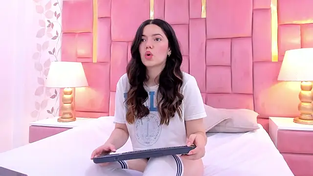 ArianaFranco online show from October 7, 12:39 pm