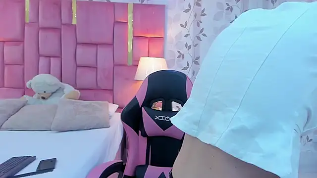 ArianaFranco online show from March 24, 1:11 pm