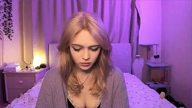 MiaRanki online show from September 17, 9:06 pm