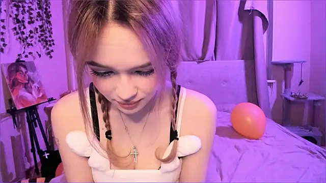 MiaRanki online show from February 28, 9:47 pm