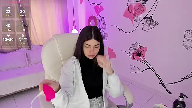 Isabela Fiorelli online show from January 12, 1:18 pm