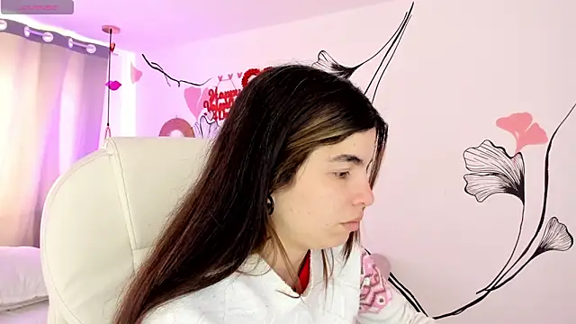 Isabela Fiorelli online show from February 22, 1:24 pm