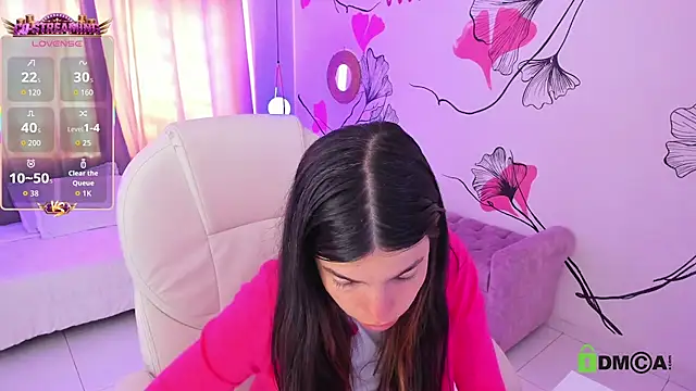 Isabela Fiorelli online show from July 21, 1:34 pm