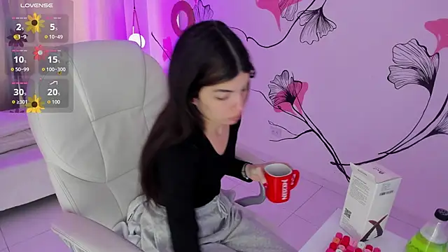 Isabela Fiorelli online show from December 20, 1:25 pm