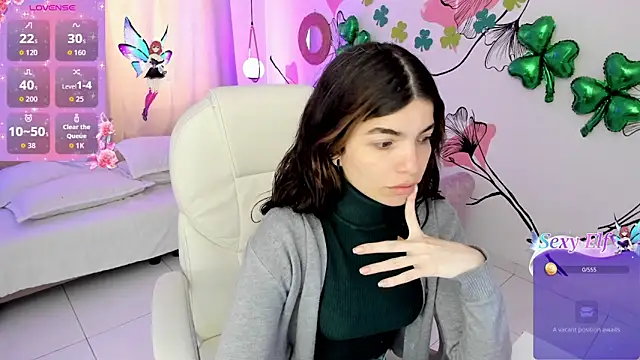 Isabela Fiorelli online show from March 3, 1:07 pm