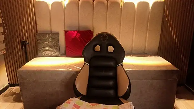 Cute Angell  online show from February 3, 2:53 am